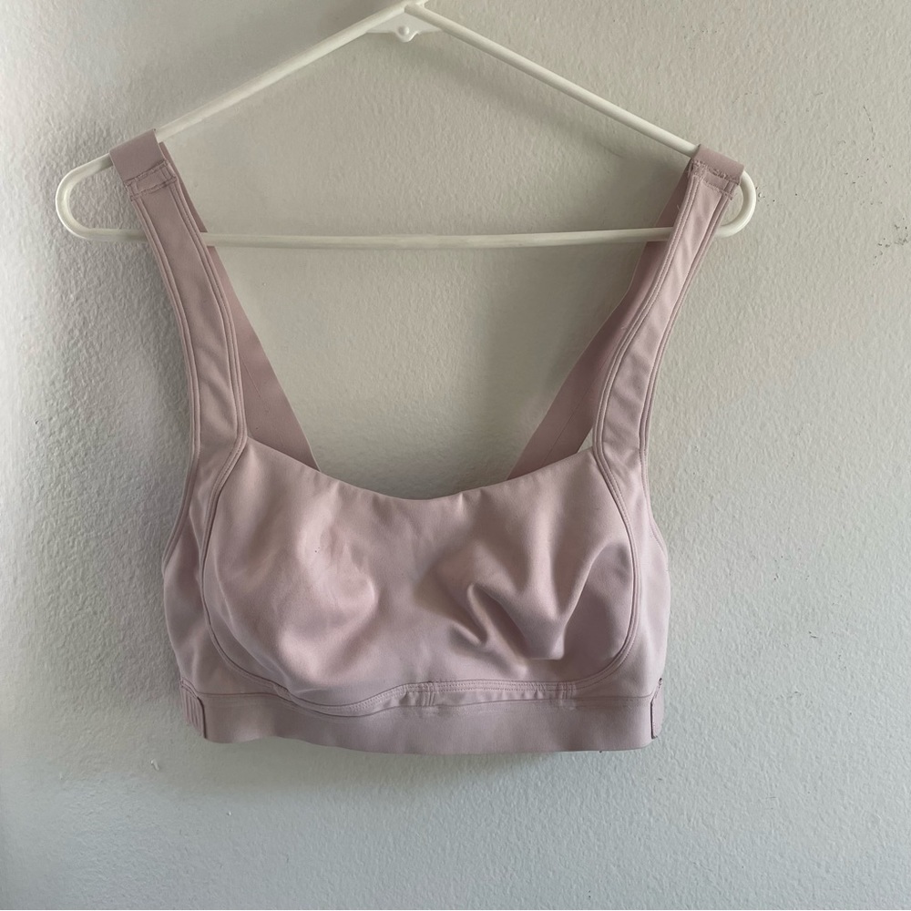 Free People movement removable strap convertible shelf sports bra in mauve